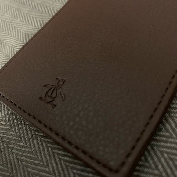 NWT Men’s brown/tan leather PENGUIN card holder - Picture 5 of 5